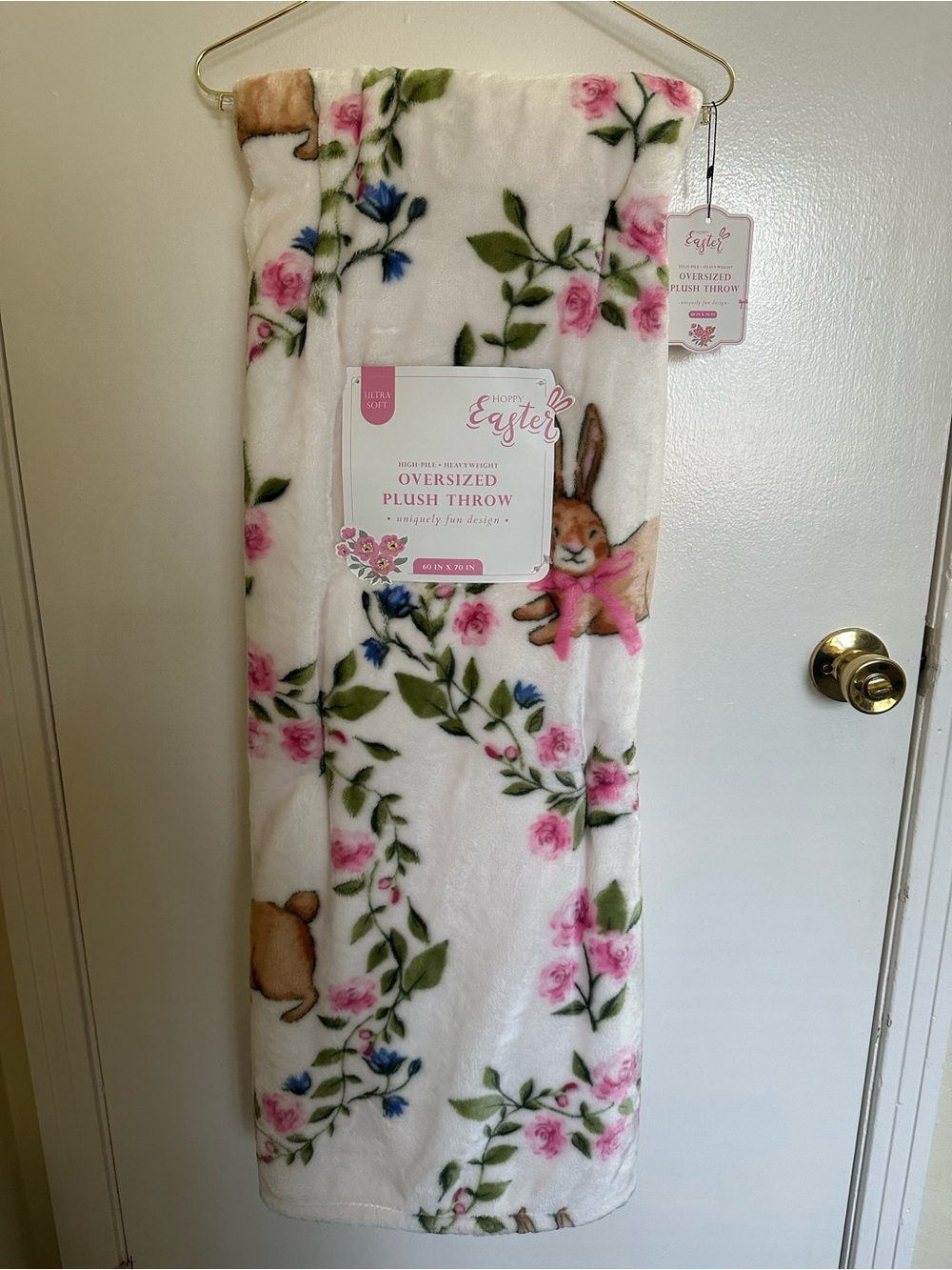 Source Unknown White Floral & Bunny Oversized Plush Throw